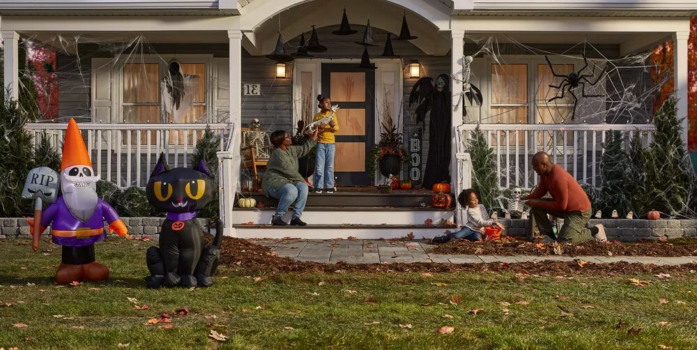 For Living Big Spider With 60-in Web Kit, Outdoor Scary Halloween Decorations, Grey, 2-pc - Image 3