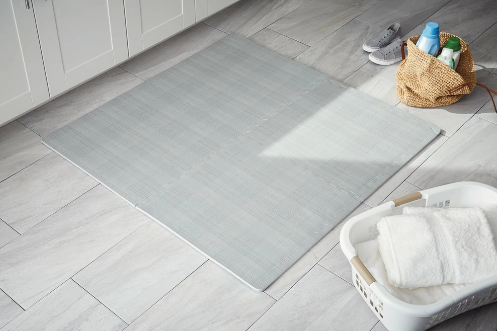 For Living Faux Linen Floor Mat, 4-pk, Grey, 24-in X 24-in - Image 5