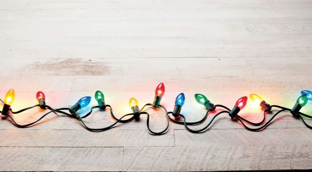 For Living Outdoor C9 Christmas Lights, 25 Incandescent Lights, Multi-colour - Image 5
